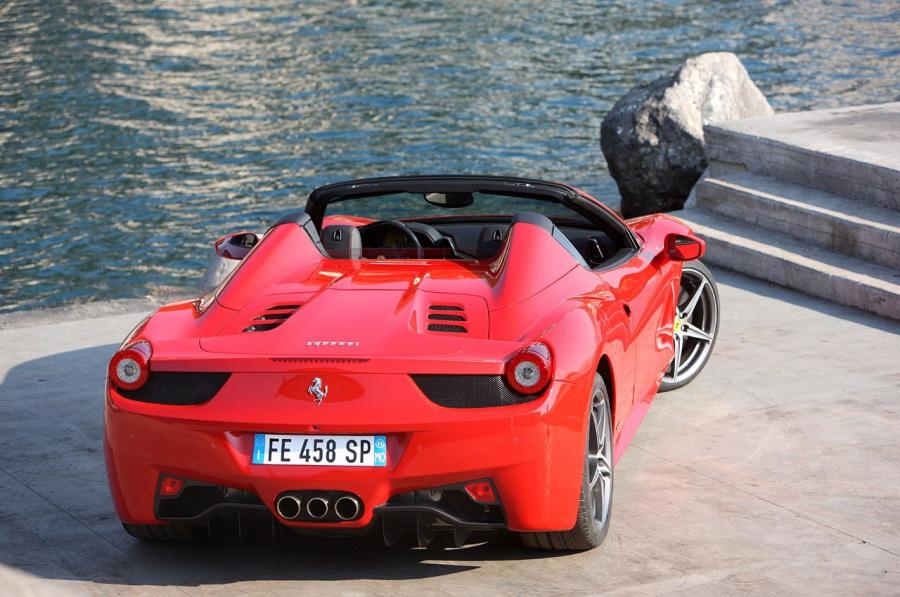  Ferrari 458 Spider 2012 года  (фото 122 из 136)